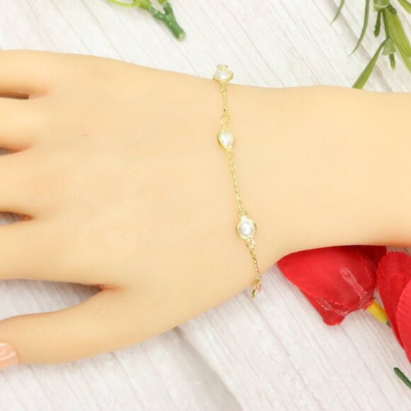 "Trendy Handmade Bracelet – A Thoughtful Gift for Girls & Women | UNVRC1107 - Picture 8 of 10